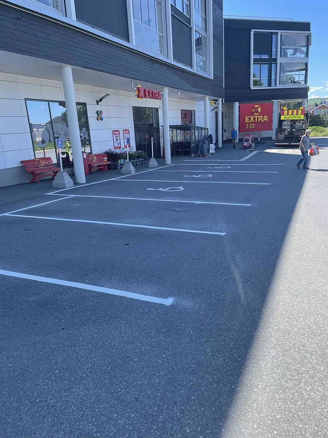 Coop Extra Lena
